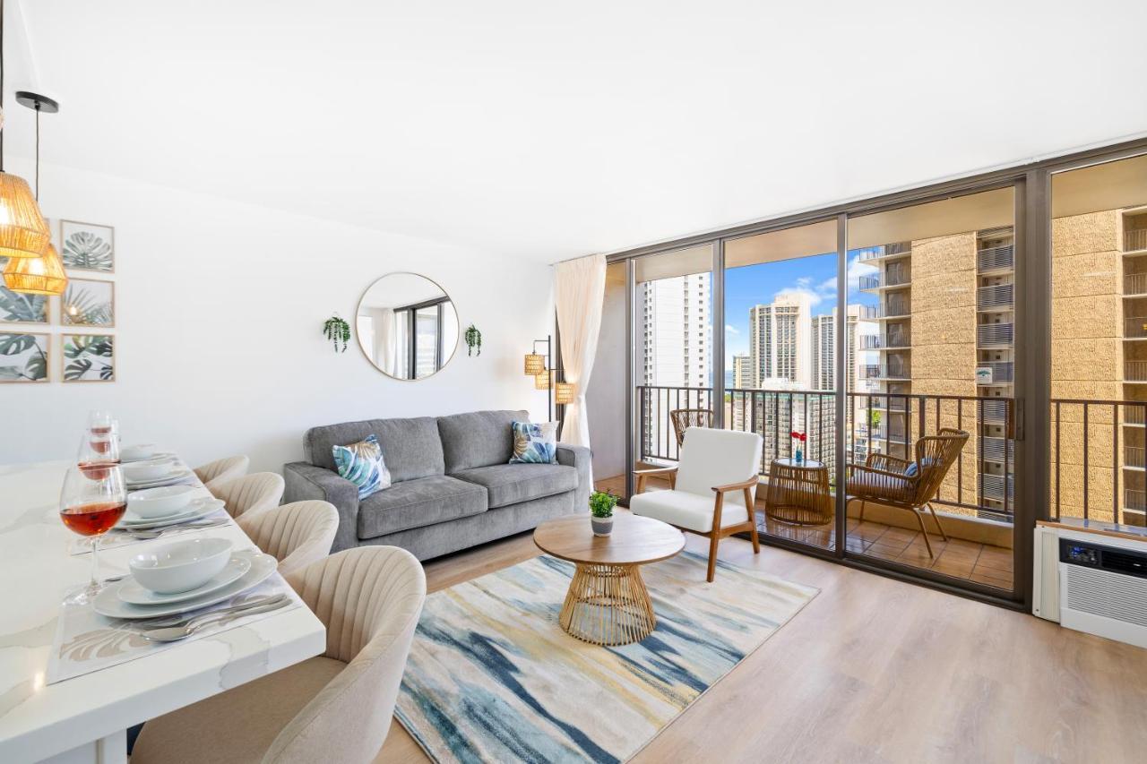 Gorgeous Condo With Ocean View, Near Beach, Free Parking Honolulu Kültér fotó