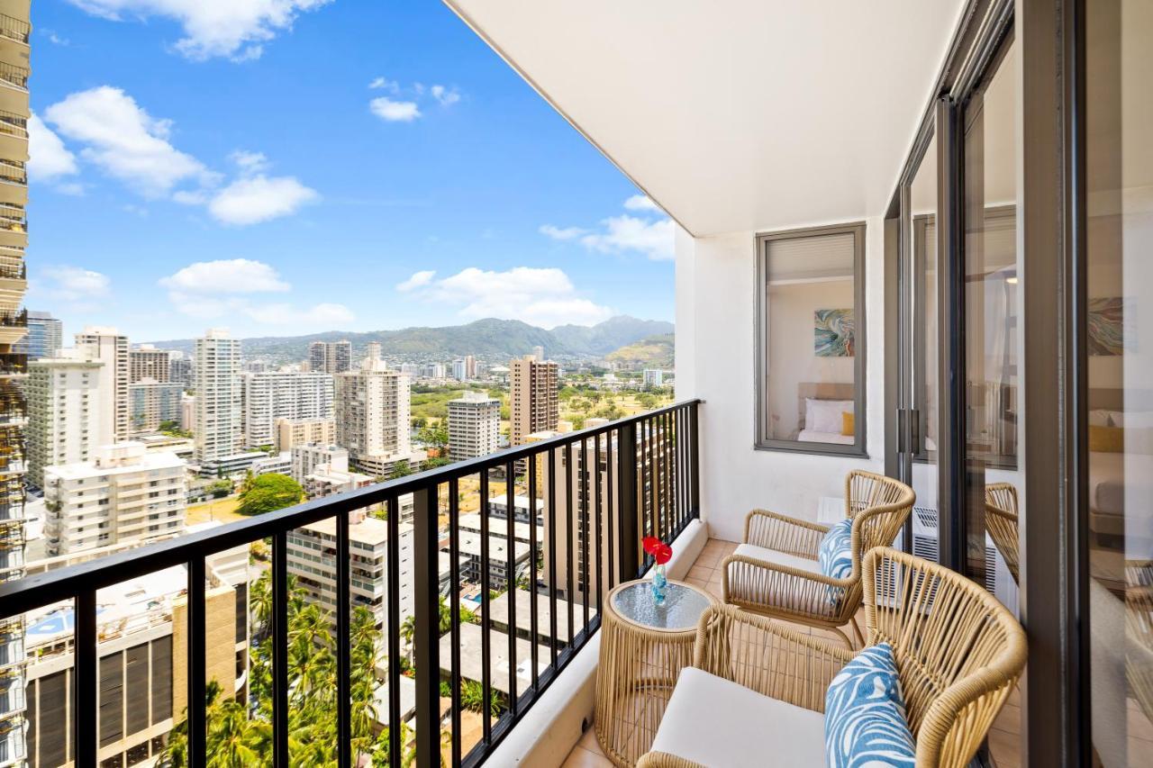 Gorgeous Condo With Ocean View, Near Beach, Free Parking Honolulu Kültér fotó