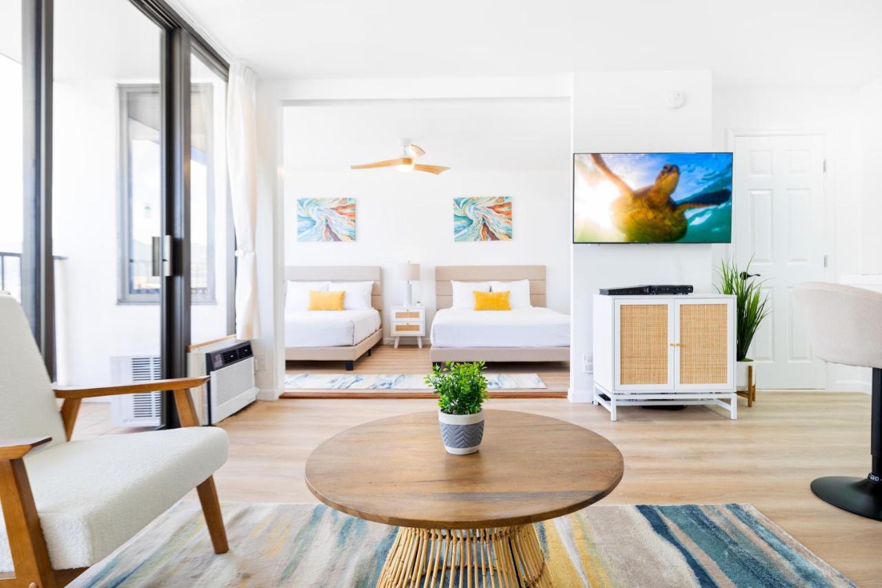 Gorgeous Condo With Ocean View, Near Beach, Free Parking Honolulu Kültér fotó