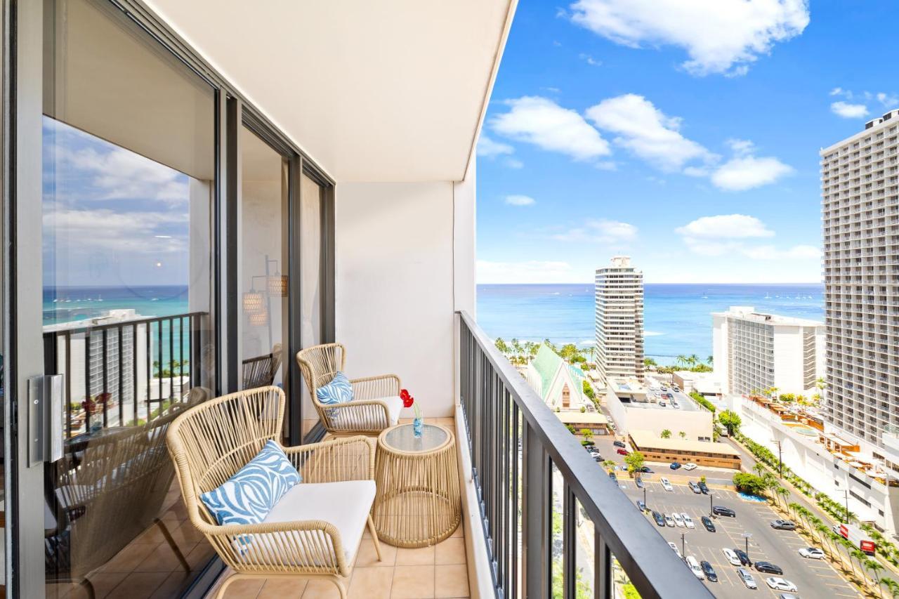 Gorgeous Condo With Ocean View, Near Beach, Free Parking Honolulu Kültér fotó