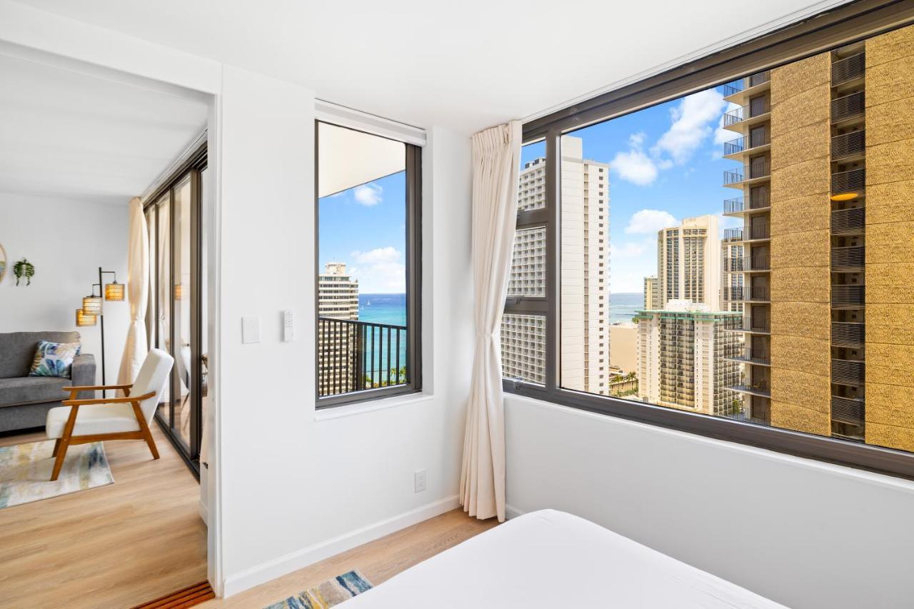 Gorgeous Condo With Ocean View, Near Beach, Free Parking Honolulu Kültér fotó