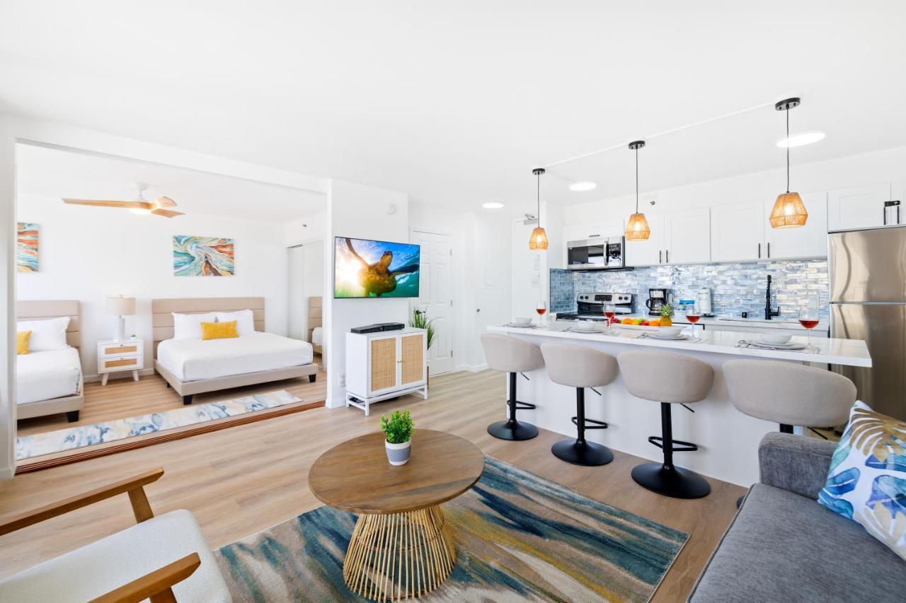 Gorgeous Condo With Ocean View, Near Beach, Free Parking Honolulu Kültér fotó