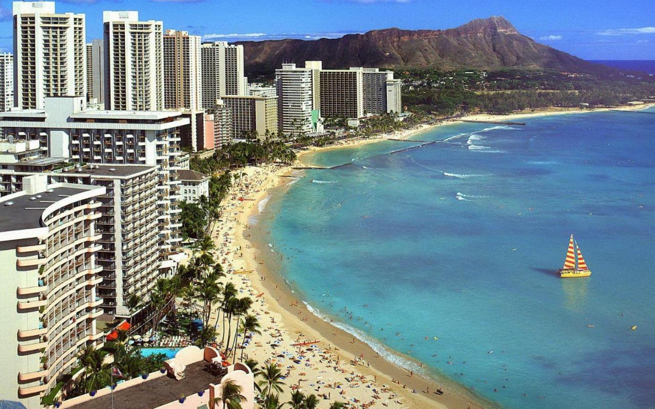 Gorgeous Condo With Ocean View, Near Beach, Free Parking Honolulu Kültér fotó