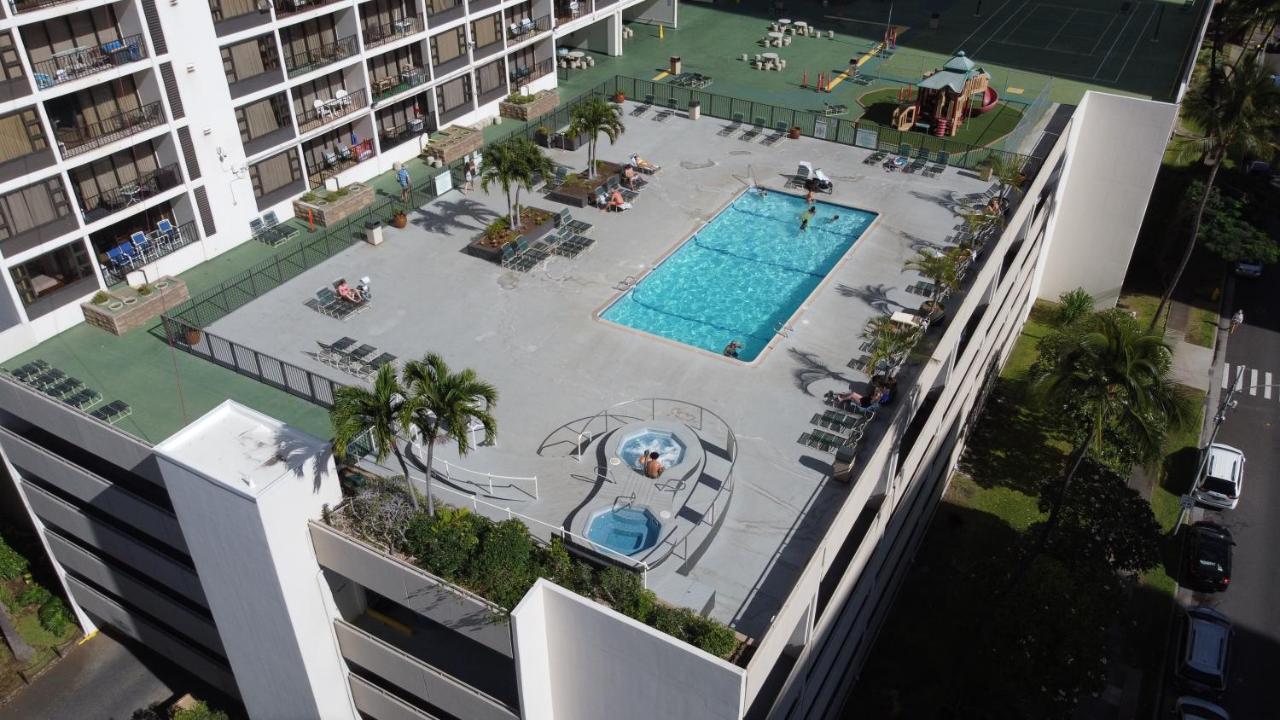 Gorgeous Condo With Ocean View, Near Beach, Free Parking Honolulu Kültér fotó